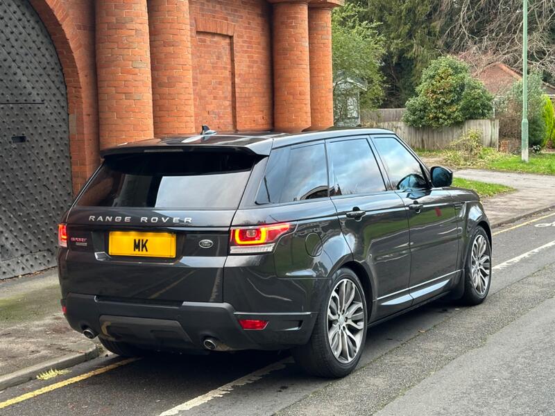 View LAND ROVER RANGE ROVER SPORT 3.0 SD V6 Autobiography Dynamic 