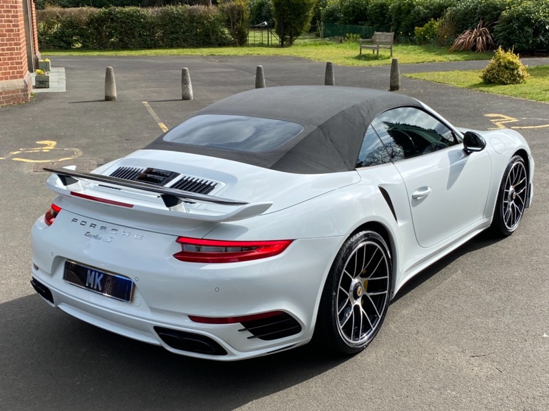 View PORSCHE 911 TURBO S PDK